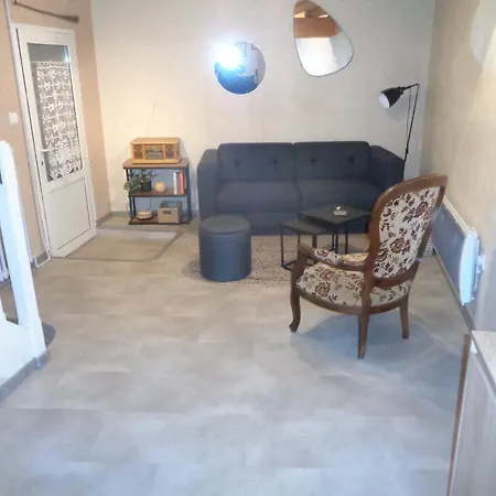 Agreable Maison De Nyaraló *